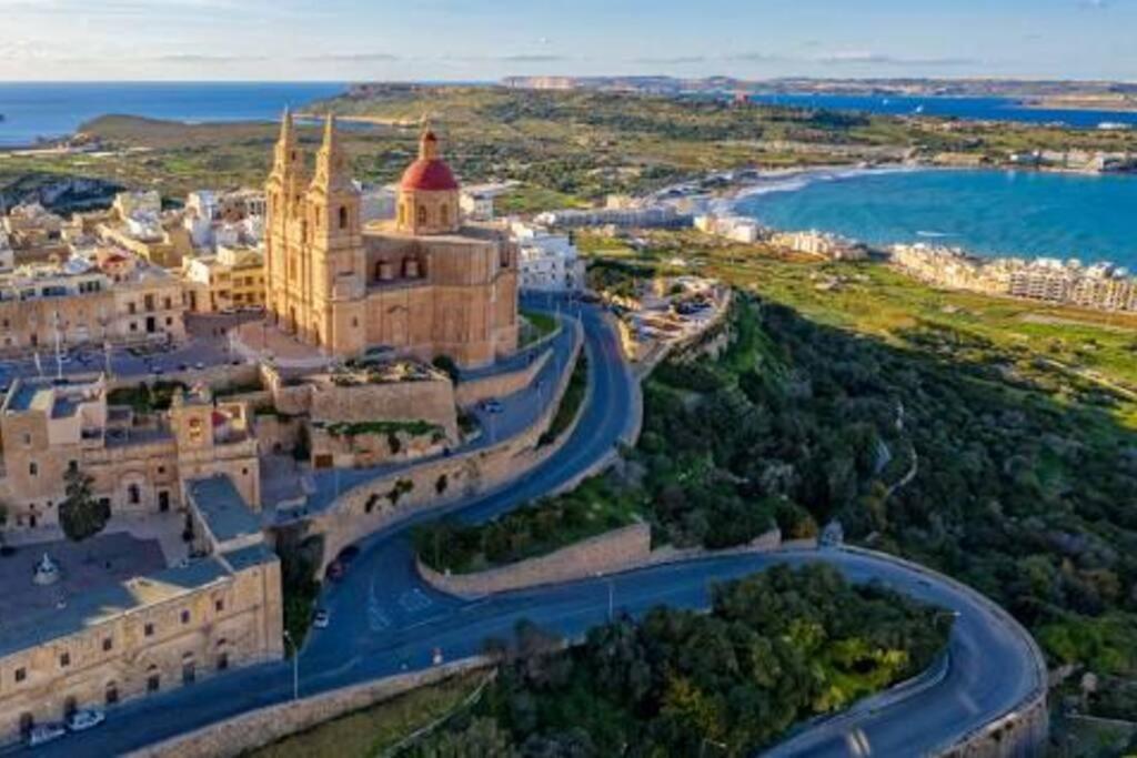 Seaside Serenity - A Lovely Apartment With Views Mellieħa Dış mekan fotoğraf